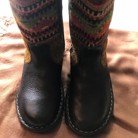 BOOTS! - Picture 2 of 5